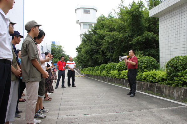 白云山制藥總廠舉辦“酒精泄漏應急處置演練”活動