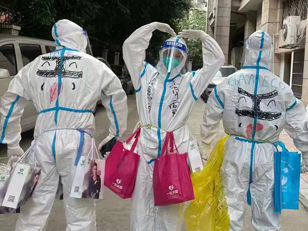 鏡頭下的他們——第二黨支部黨員職工下沉社區(qū)支援疫情防控工作紀(jì)實(shí)